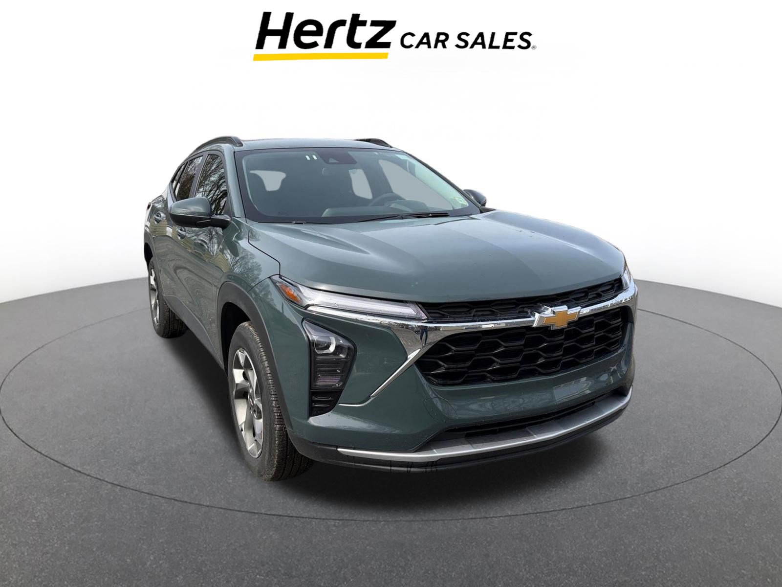 Used 2025 Chevrolet Trax LT image 1