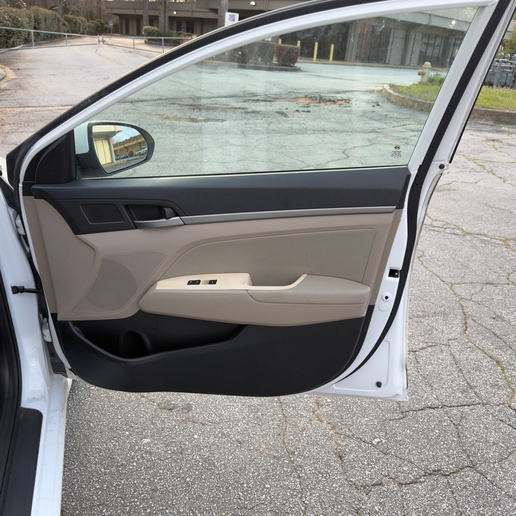 Used 2017 Hyundai Elantra SE w/ SE A/T Tech Package 03 image 34