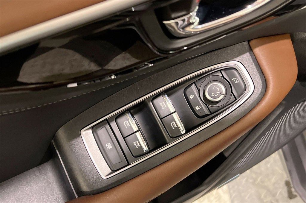 Used 2020 Subaru Outback Touring XT image 32