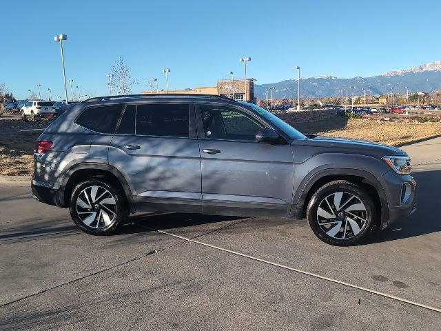 Used 2025 Volkswagen Atlas SE image 10