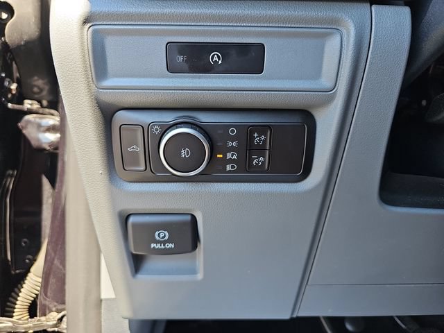 Used 2025 Ford F150 XLT w/ Equipment Group 301A Standard RWD image 27