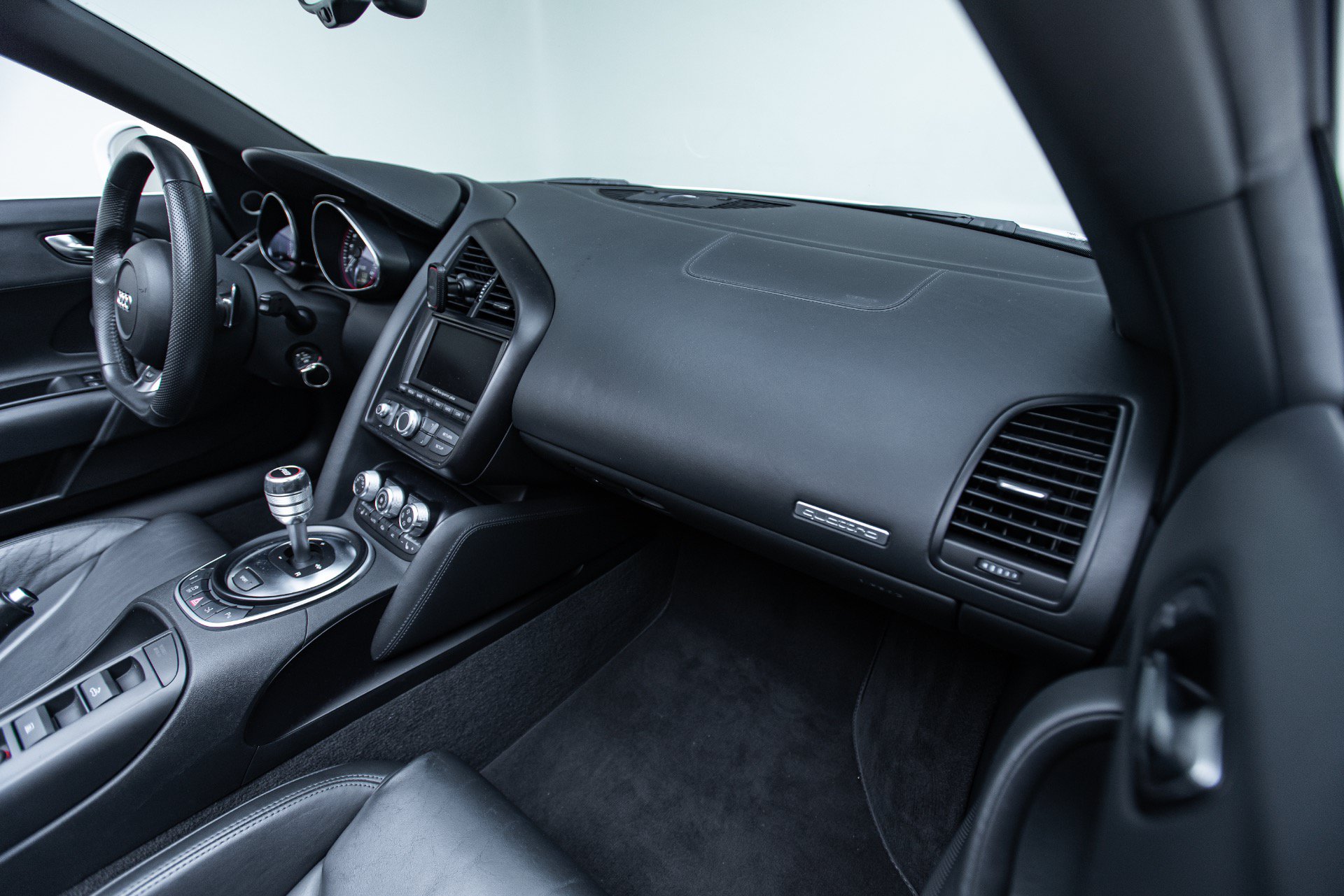Used 2012 Audi R8 V10 AWD/4WD image 36