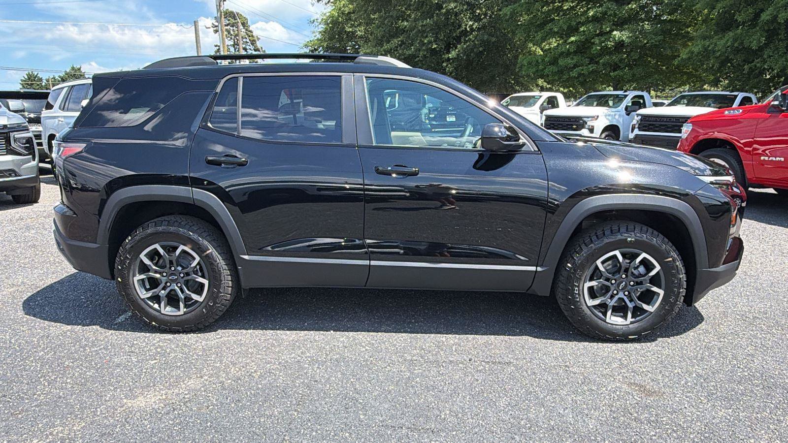 New 2026 Chevrolet Equinox ACTIV w/ Convenience Package III AWD/4WD image 4