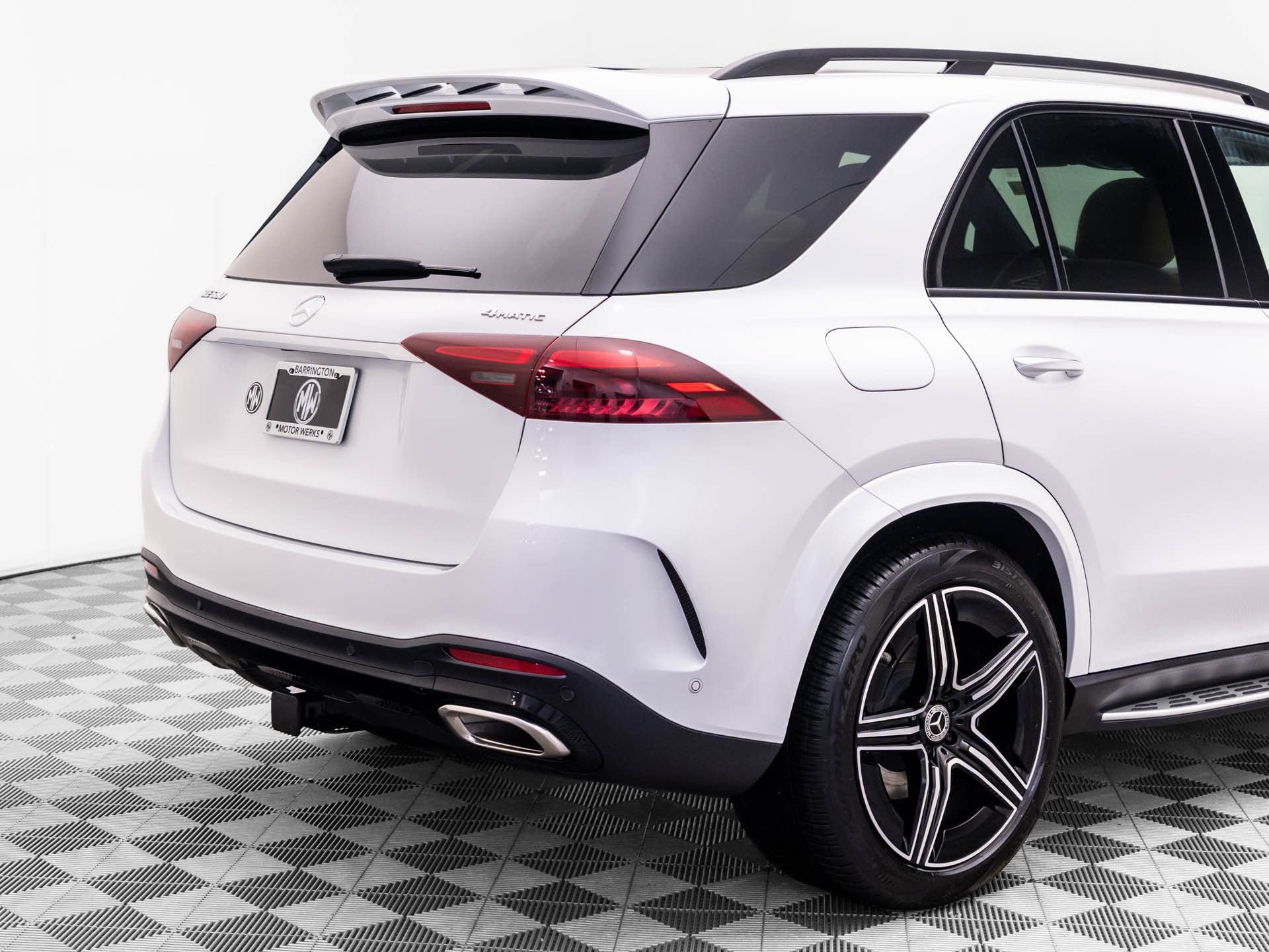 New 2026 Mercedes-Benz GLE 580 4MATIC image 35