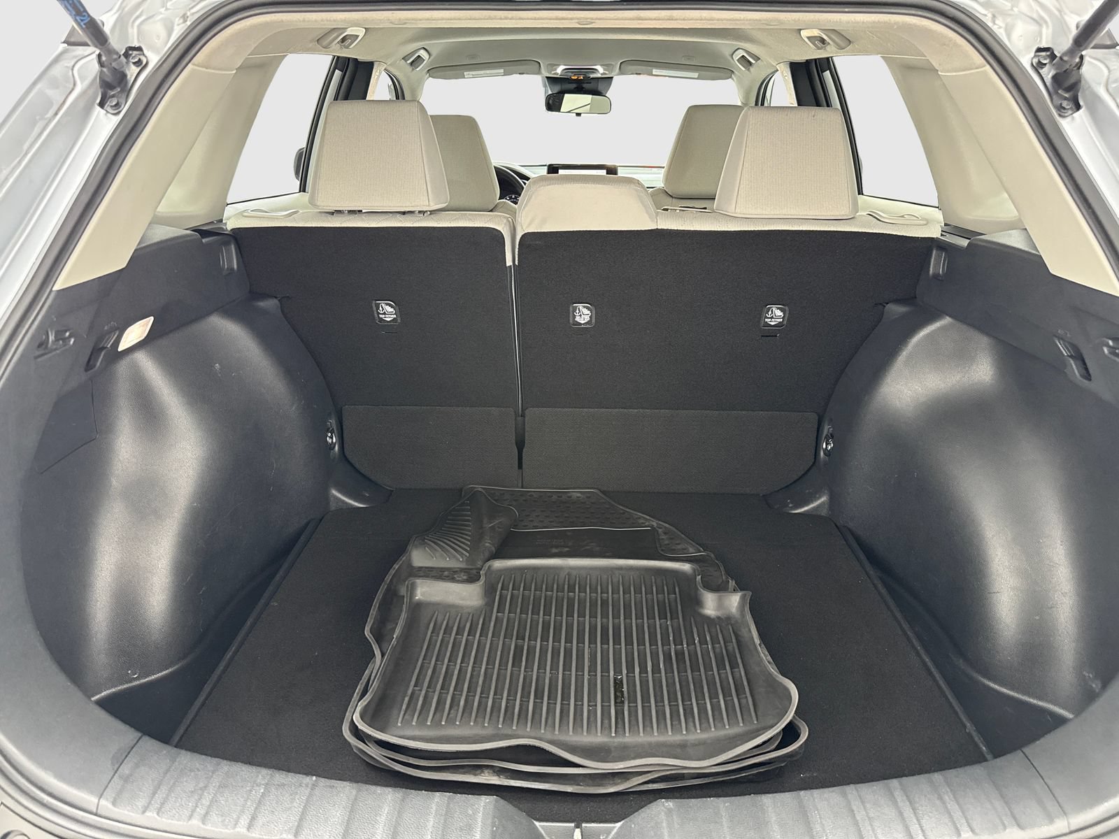 Used 2024 Toyota Corolla Cross L FWD image 47