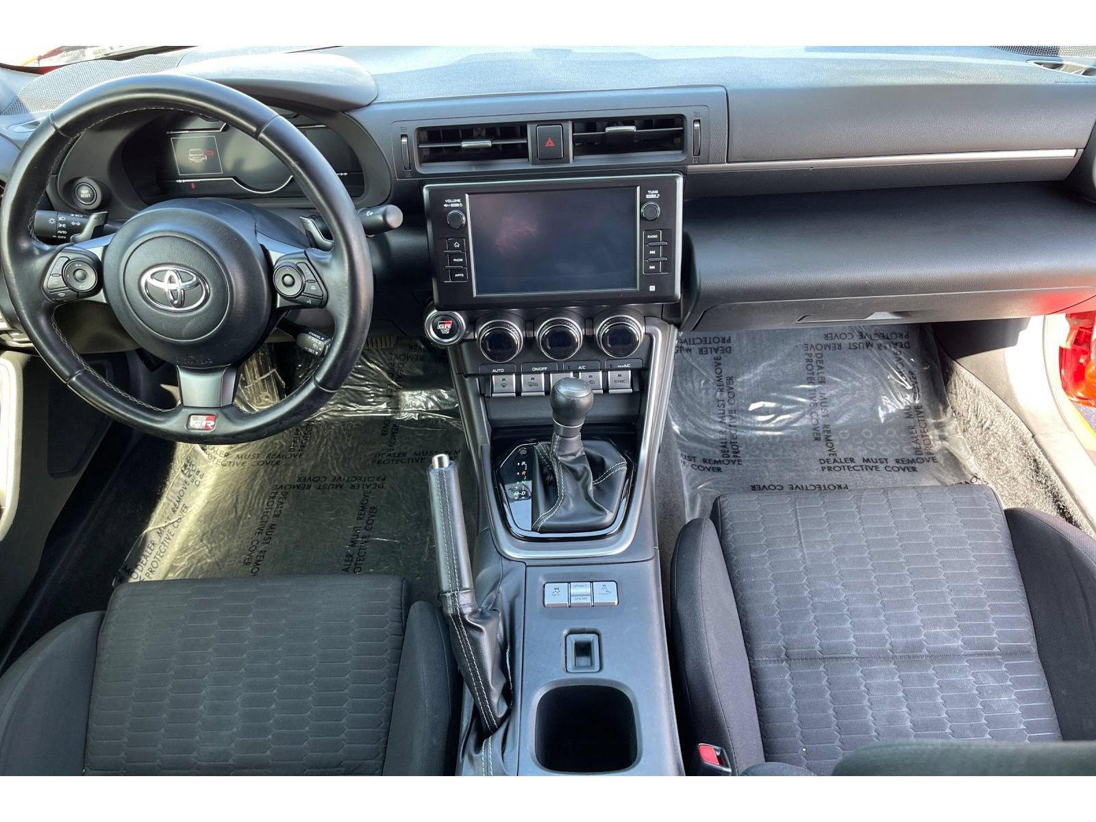 Used 2022 Toyota GR86 RWD image 16