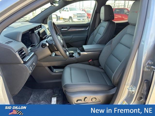 New 2027 GMC Terrain AT4 w/ Convenience Package III AWD/4WD image 16