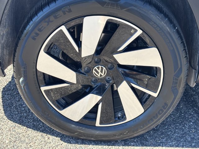 Used 2026 Volkswagen Atlas Cross Sport SE AWD/4WD image 9