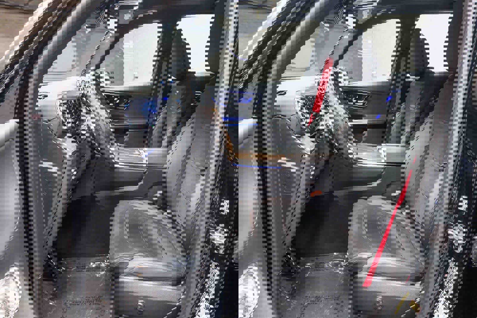 Used 2025 Mercedes-Benz GLC 63 AMG S image 13