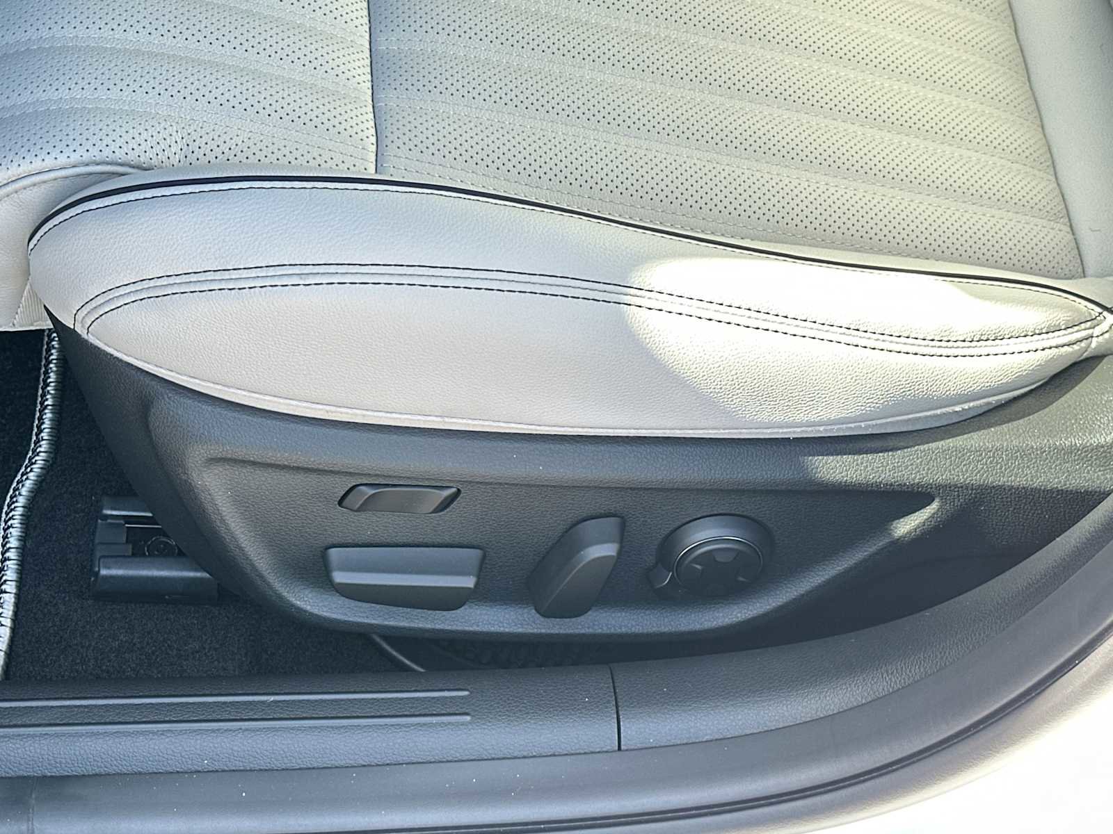New 2026 Genesis G70 3.3T Sport Prestige RWD image 10