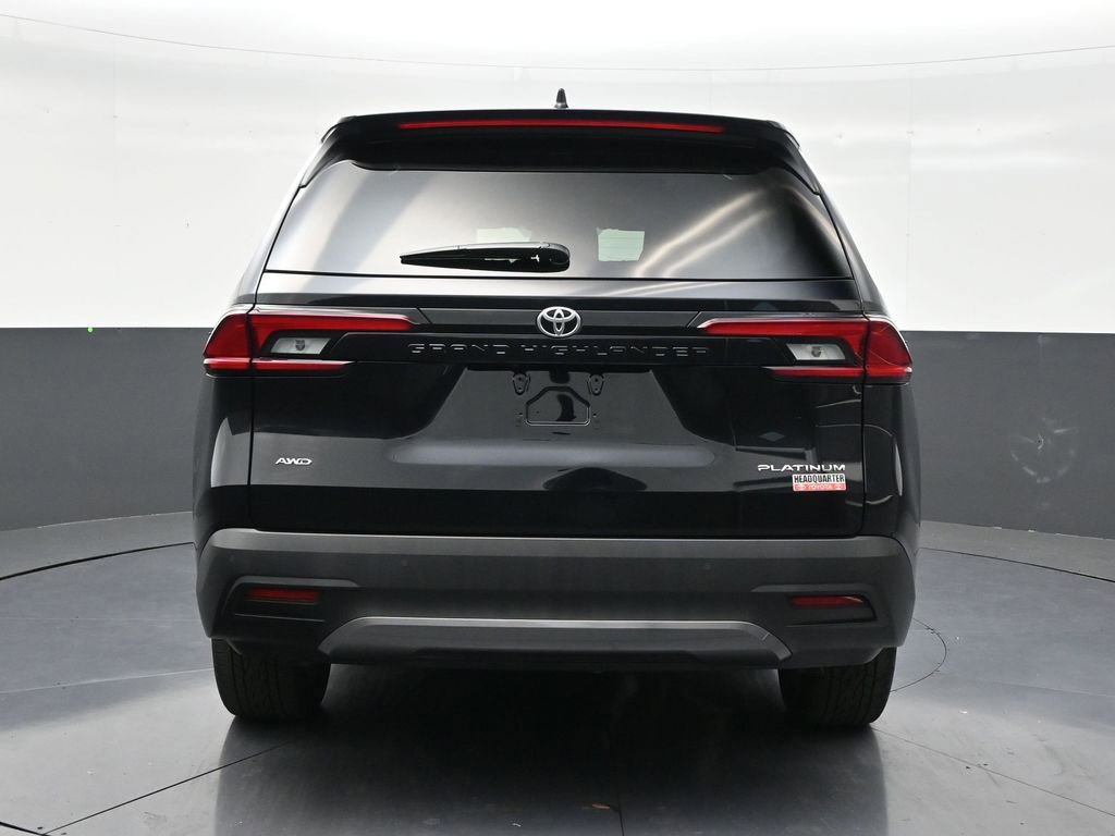 Used 2026 Toyota Grand Highlander AWD image 4