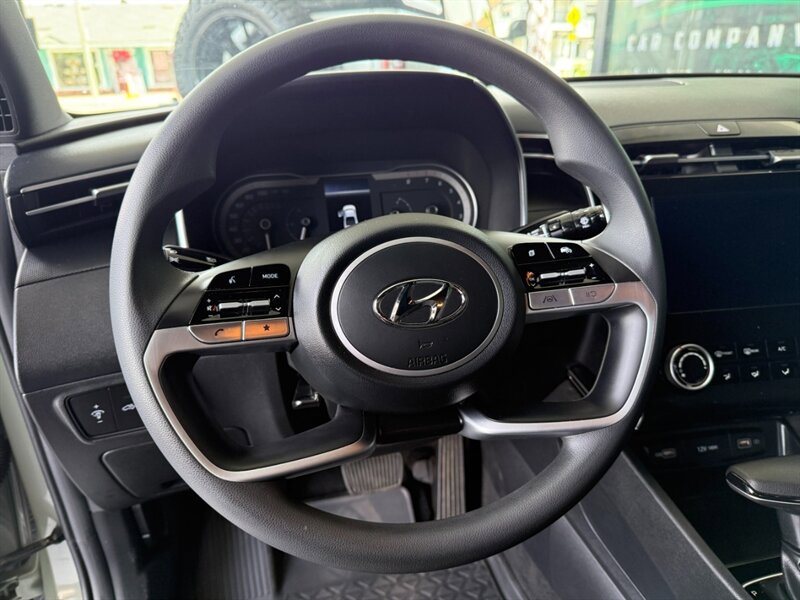 Used 2022 Hyundai Santa Cruz SEL AWD/4WD image 19