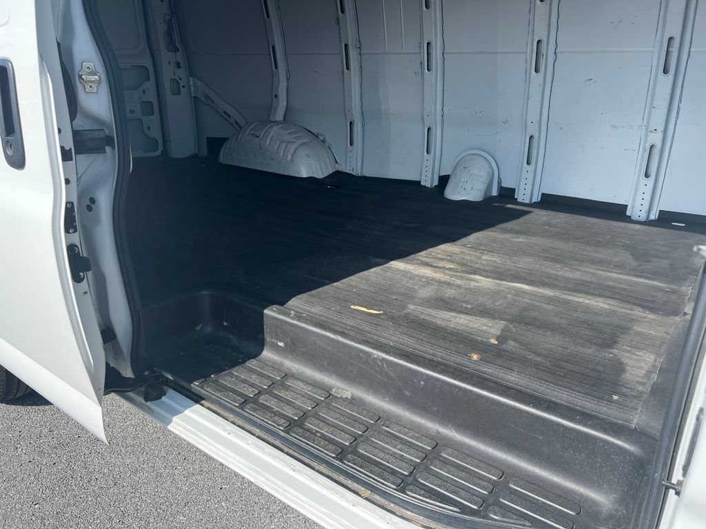 Used 2023 Chevrolet Express 2500 Extended w/ Driver Convenience Package RWD image 12