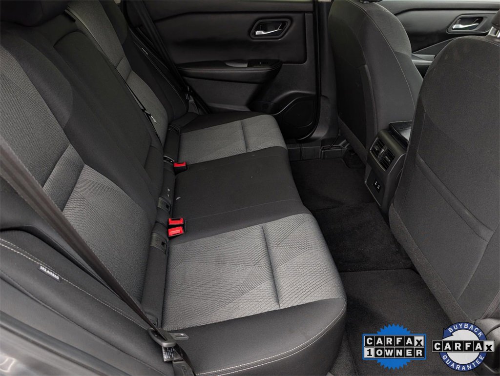 Used 2024 Nissan Rogue SV image 31