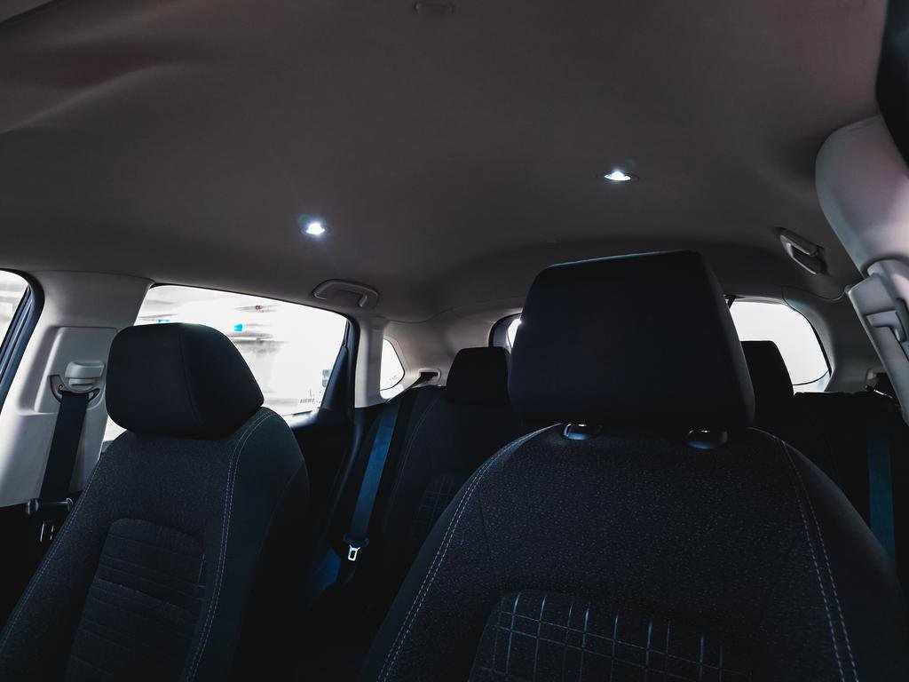 Certified 2025 Honda HR-V LX image 18