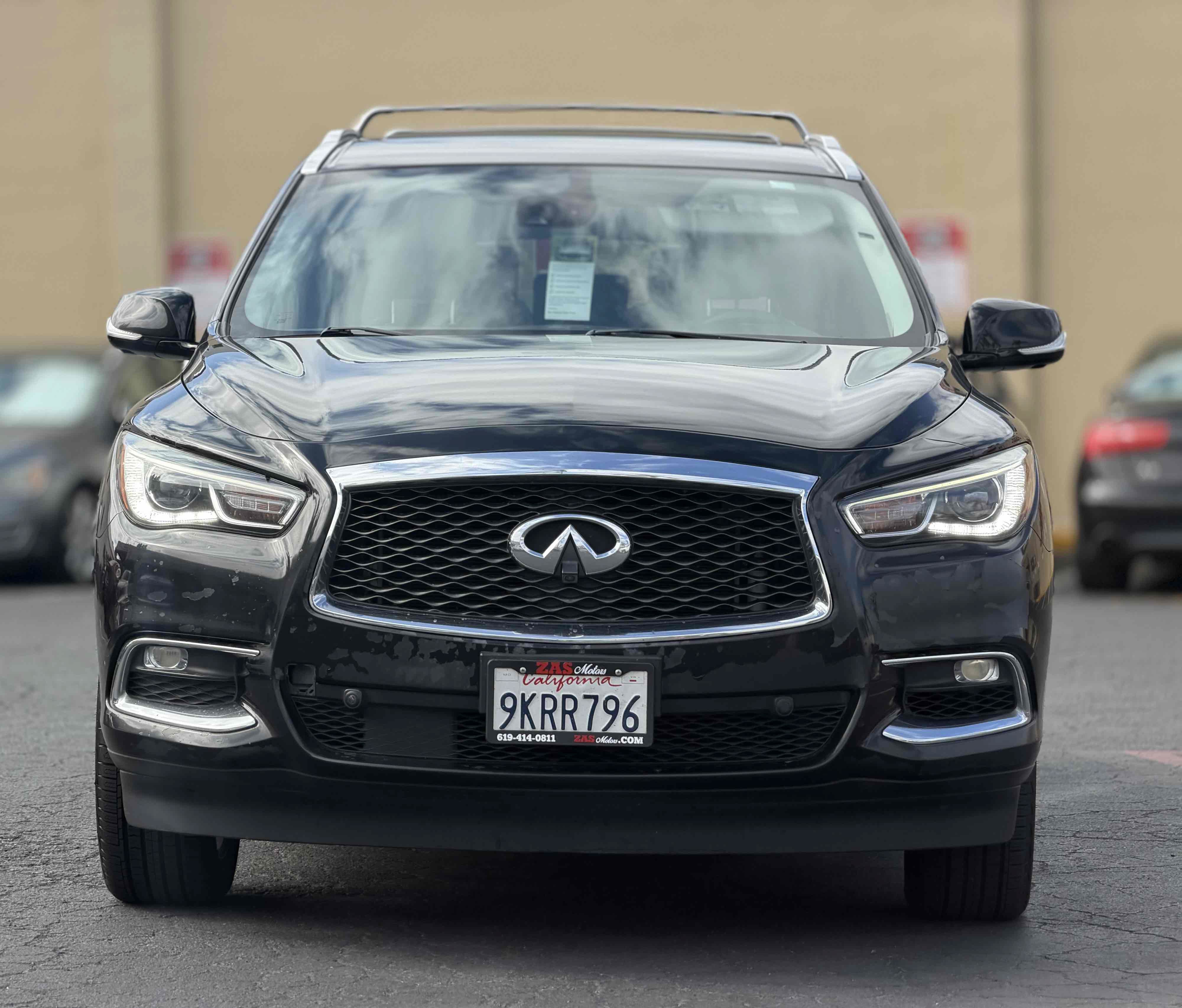 Used 2020 INFINITI QX60 Signature Edition FWD image 2