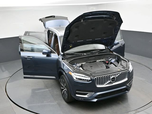 Used 2023 Volvo XC90 B5 Plus w/ Protection Package Premier image 47