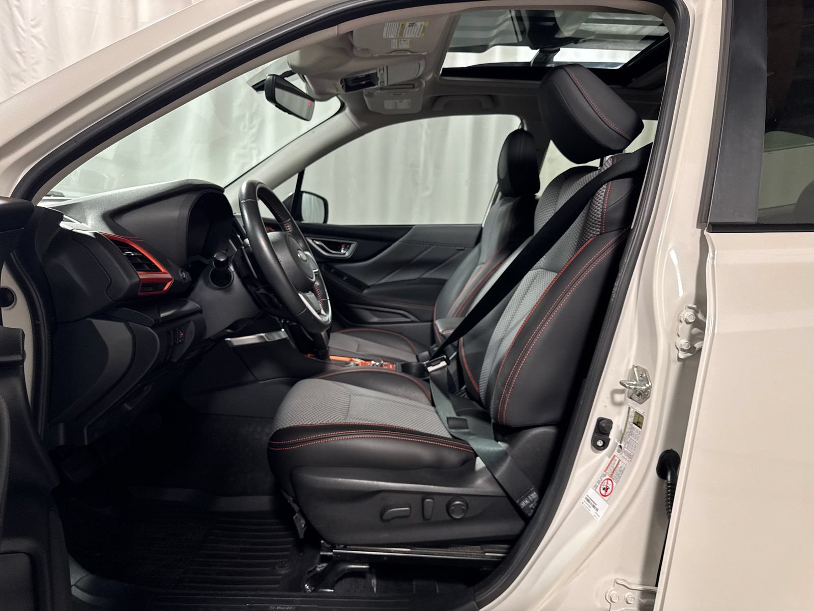 Used 2019 Subaru Forester Sport AWD/4WD image 3