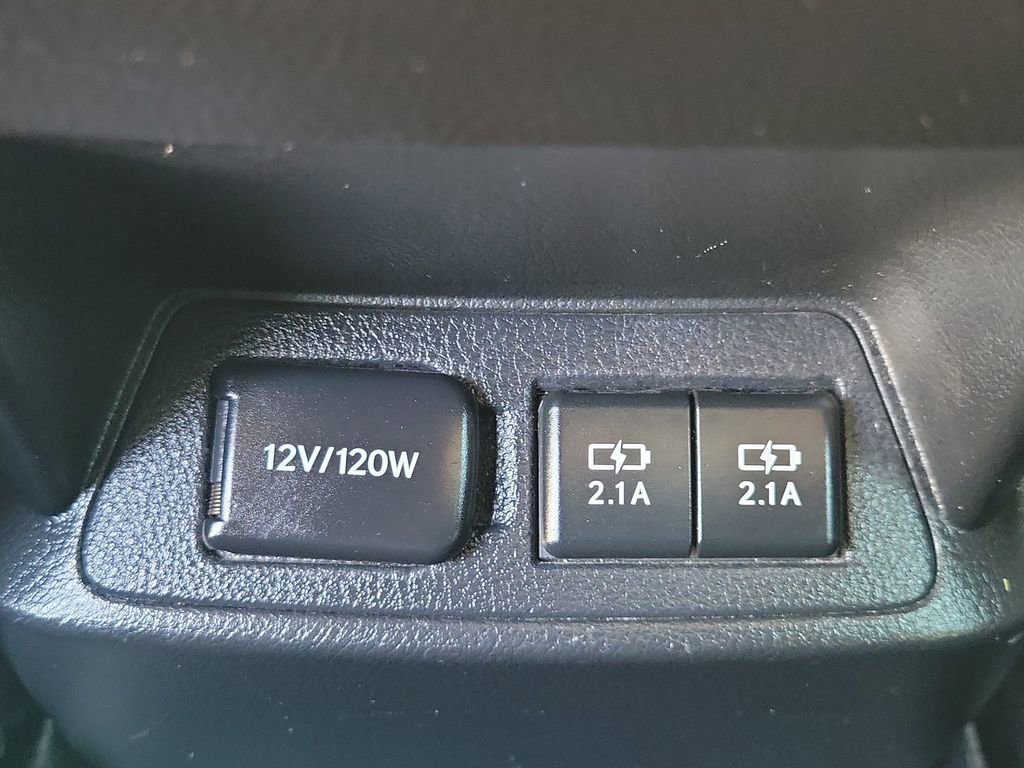 Used 2019 Lexus ES 300h w/ Luxury Package image 17