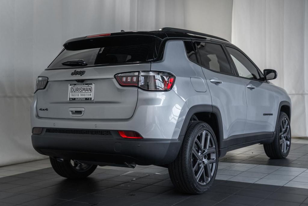 New 2025 Jeep Compass Limited w/ Sun & Sound Group image 4
