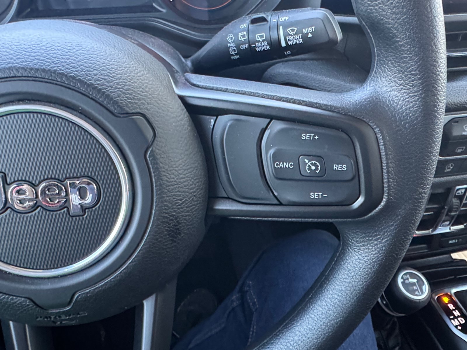 Used 2025 Jeep Wrangler Unlimited Sport AWD/4WD image 16