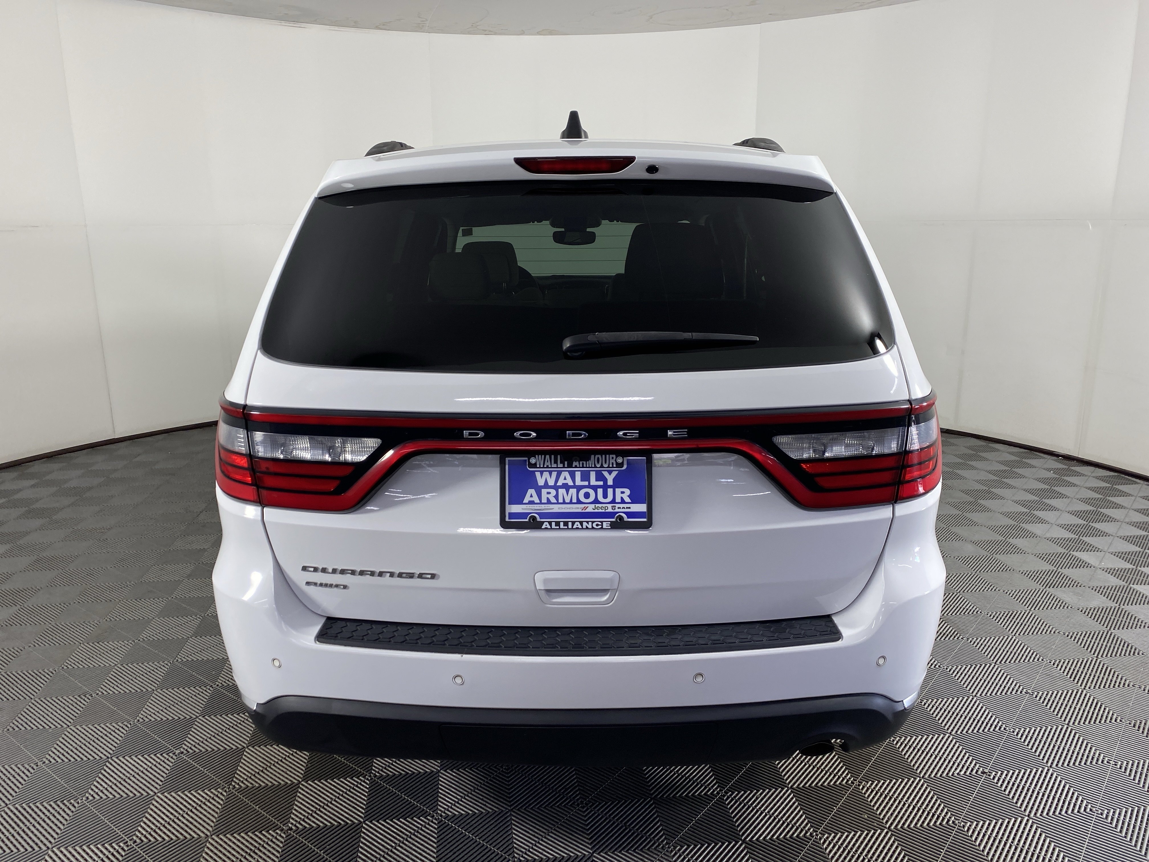 Used 2017 Dodge Durango SXT w/ Quick Order Package 23B AWD/4WD image 8
