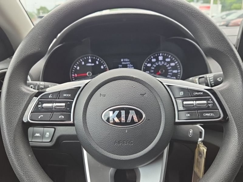 Used 2021 Kia Forte LXS FWD image 11