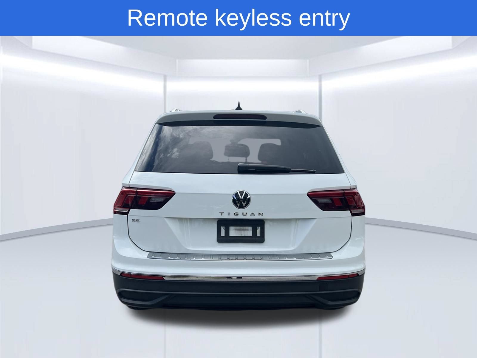 Certified 2024 Volkswagen Tiguan SE FWD image 4