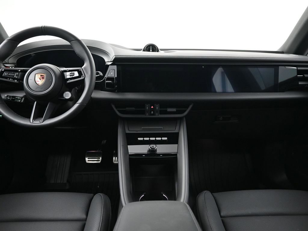 New 2026 Porsche Macan GTS Electric AWD/4WD image 9