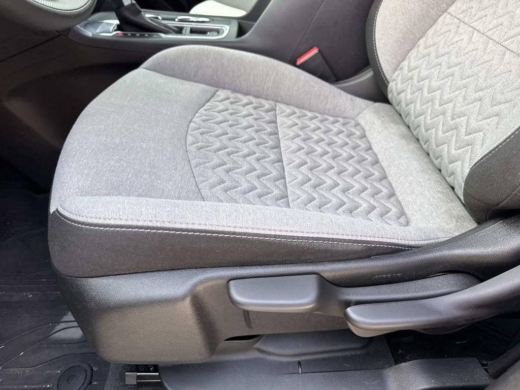 Used 2023 Chevrolet Equinox LS w/ LPO, Floor Liner Package FWD image 18