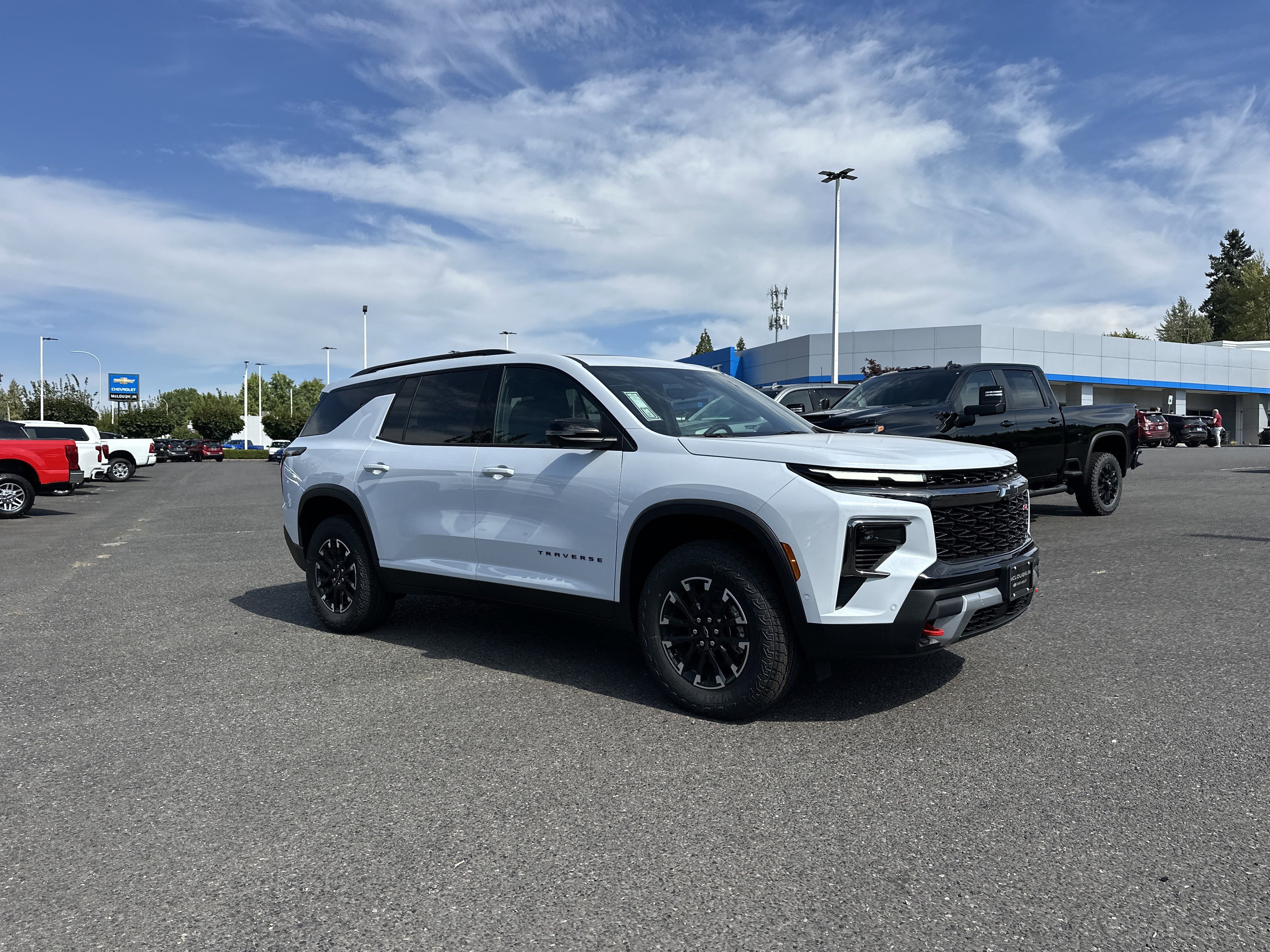 New 2026 Chevrolet Traverse Z71 w/ Enhanced Driving Package image 7