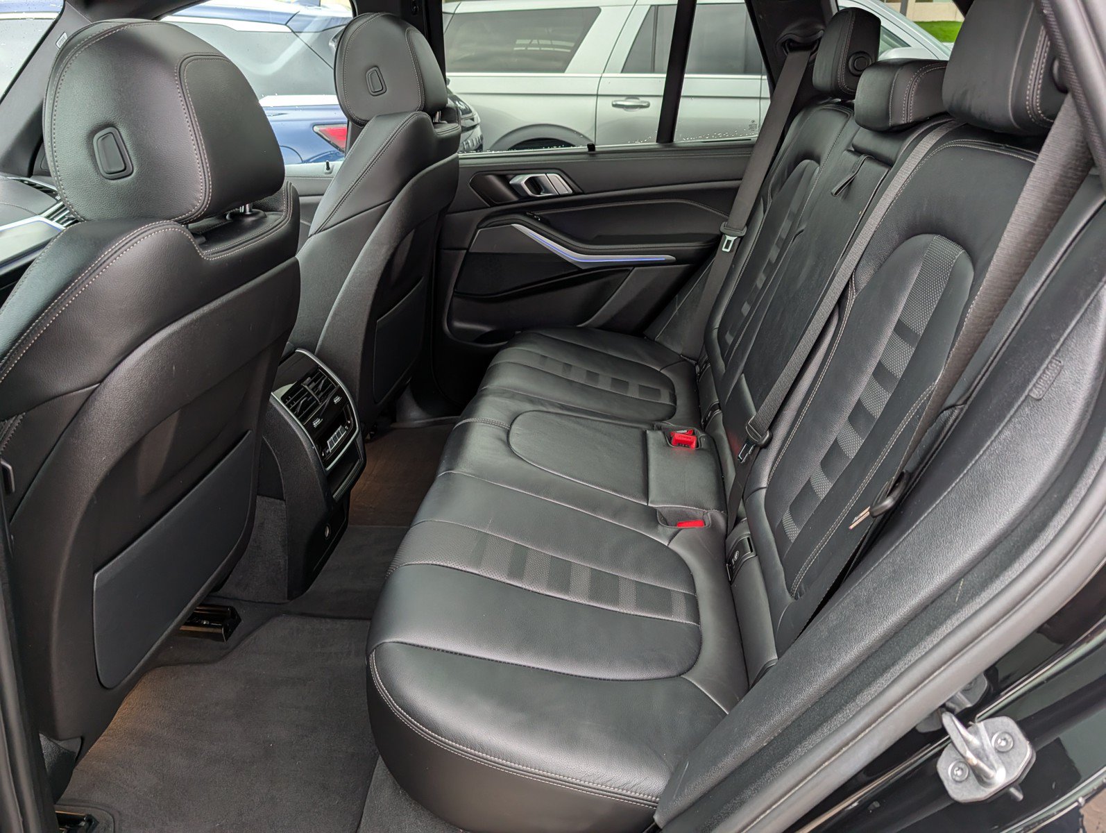 Used 2022 BMW X5 xDrive40i AWD/4WD image 16