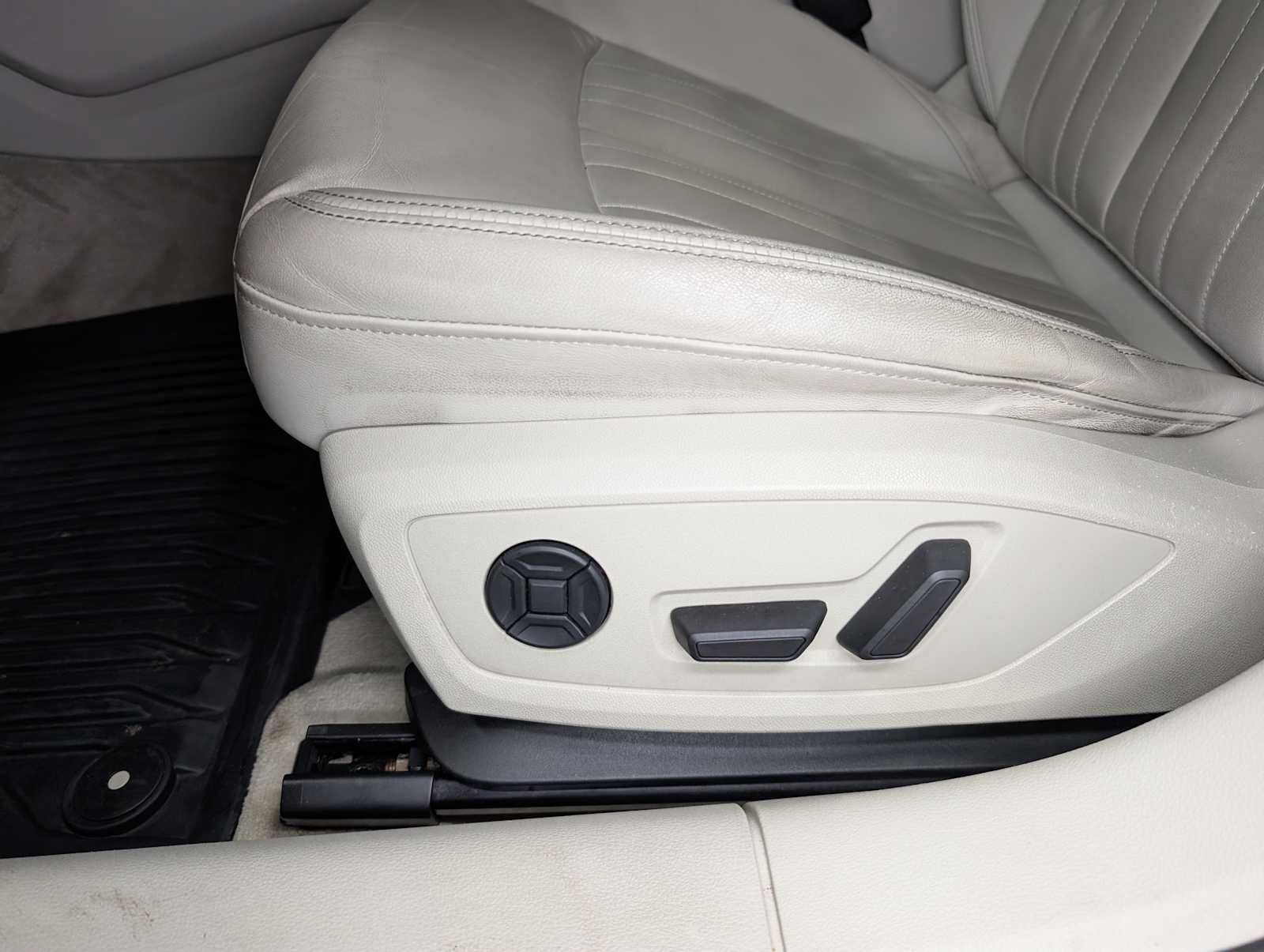 Used 2021 Audi A6 Premium w/ Convenience Package image 37