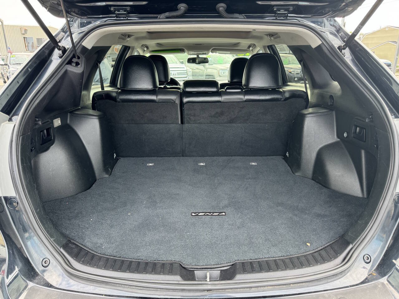 Used 2013 Toyota Venza AWD image 30