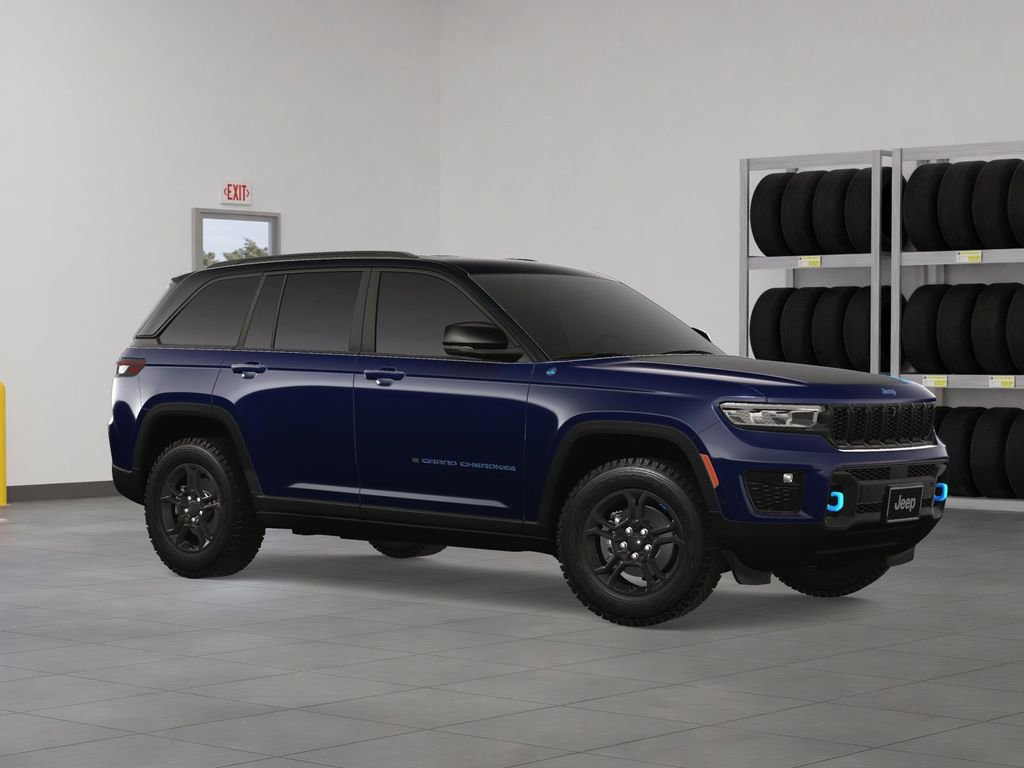 New 2024 Jeep Grand Cherokee Trailhawk w/ Advanced Protech Group II image 8
