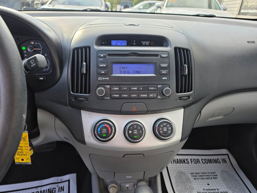 Used 2008 Hyundai Elantra SE FWD image 15