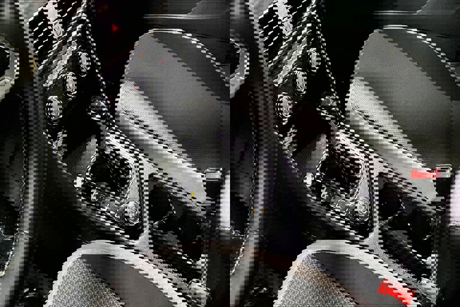 Used 2023 Volkswagen Taos S AWD/4WD image 17