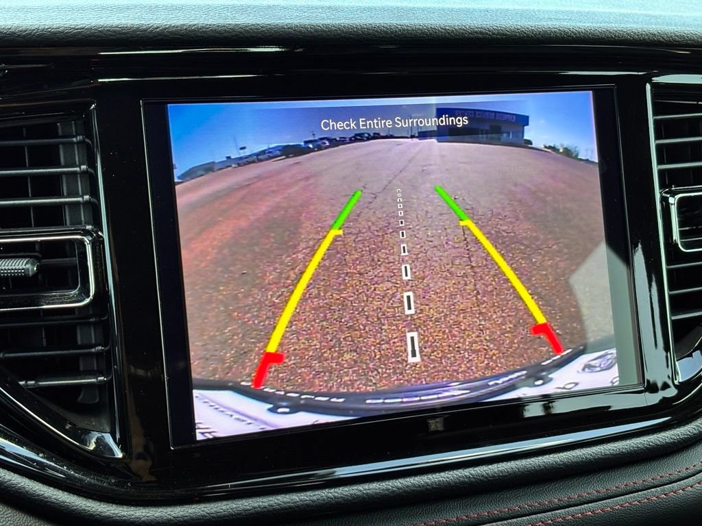 Used 2024 Dodge Durango GT RWD image 16