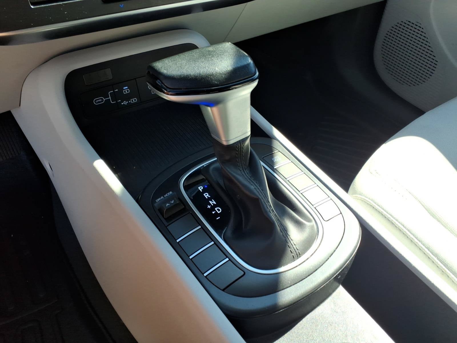 Used 2025 Hyundai Kona SEL FWD image 20