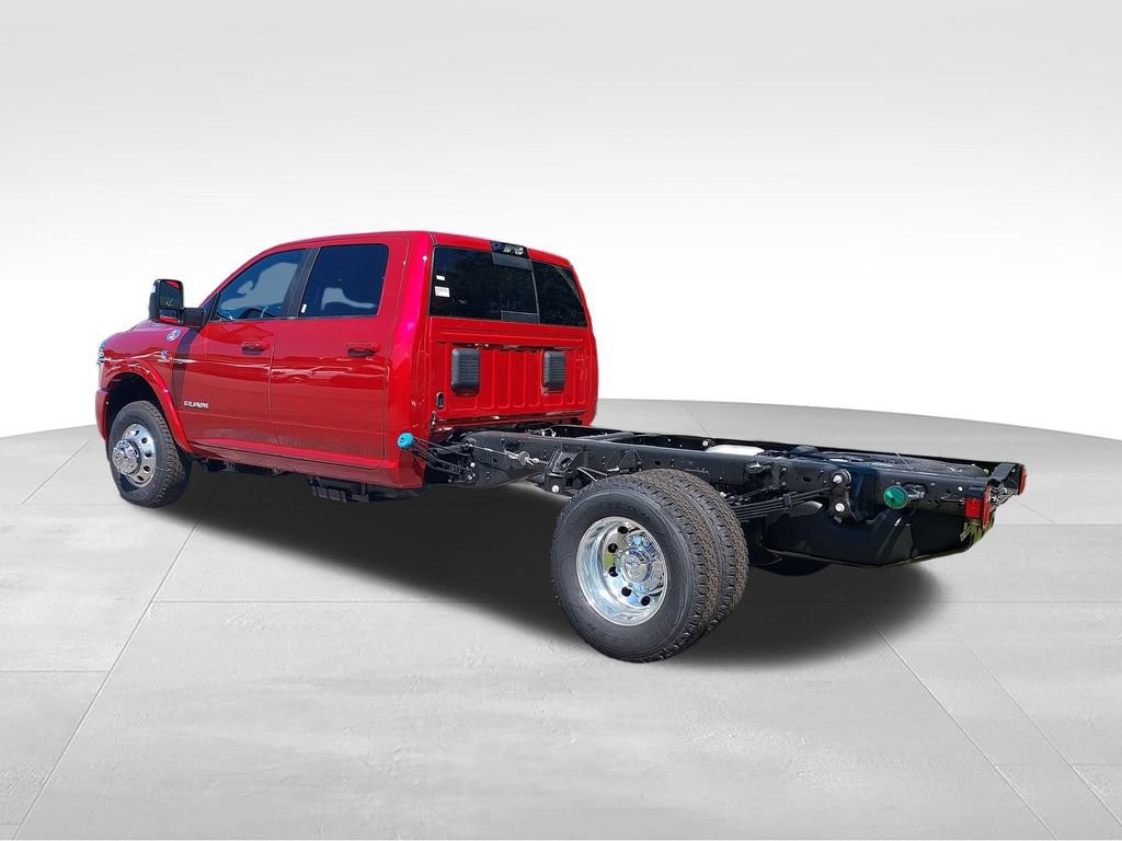 New 2027 RAM 3500 Big Horn w/ Laramie Trim Package AWD/4WD image 3