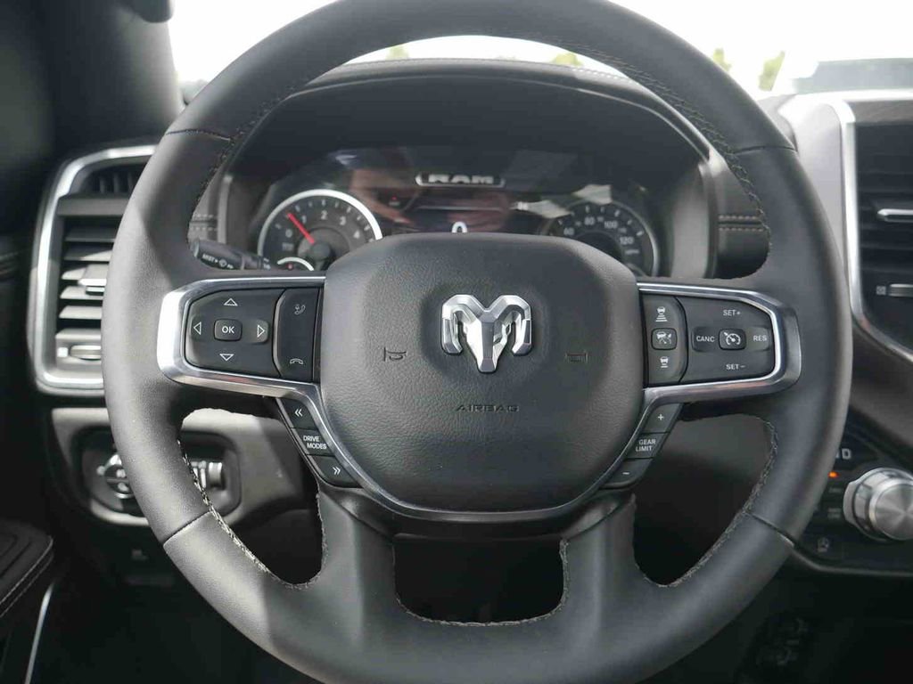 Certified 2025 RAM 1500 Laramie AWD/4WD image 39