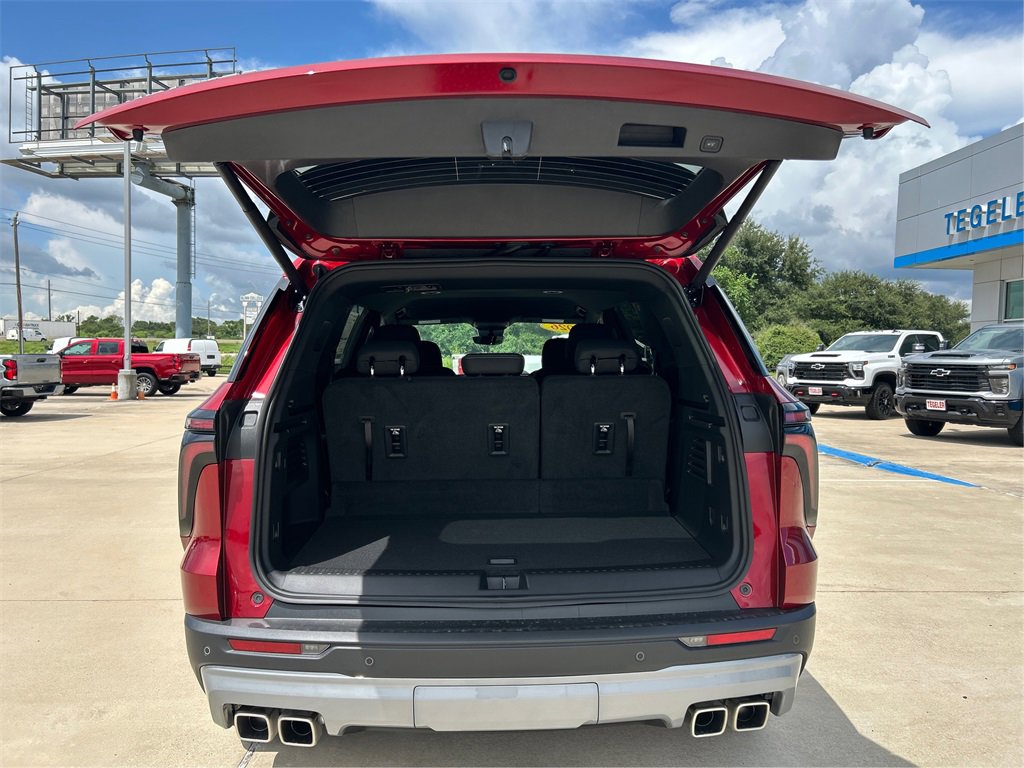 New 2026 Chevrolet Traverse LT w/ Driver Confidence Package image 13