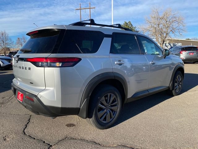 New 2025 Nissan Pathfinder SV image 5