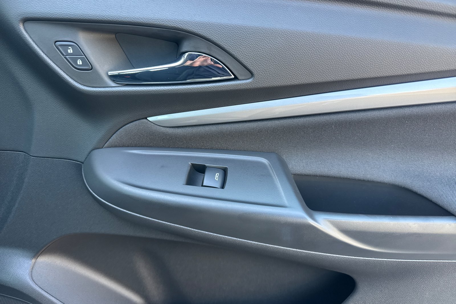 Used 2023 Chevrolet Bolt EUV LT w/ Driver Confidence Package FWD image 22