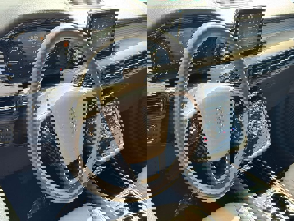 Used 2022 Lincoln Corsair FWD image 20