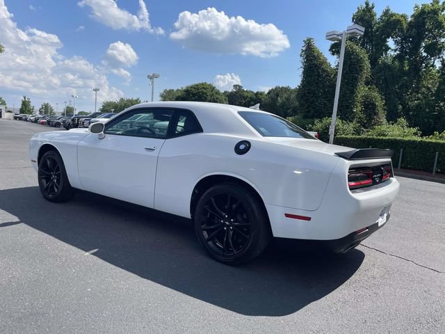 Used 2018 Dodge Challenger SXT Plus RWD image 4