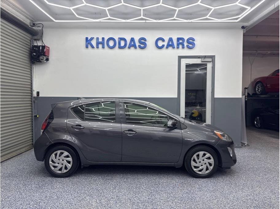Used 2015 Toyota Prius C Two FWD image 5
