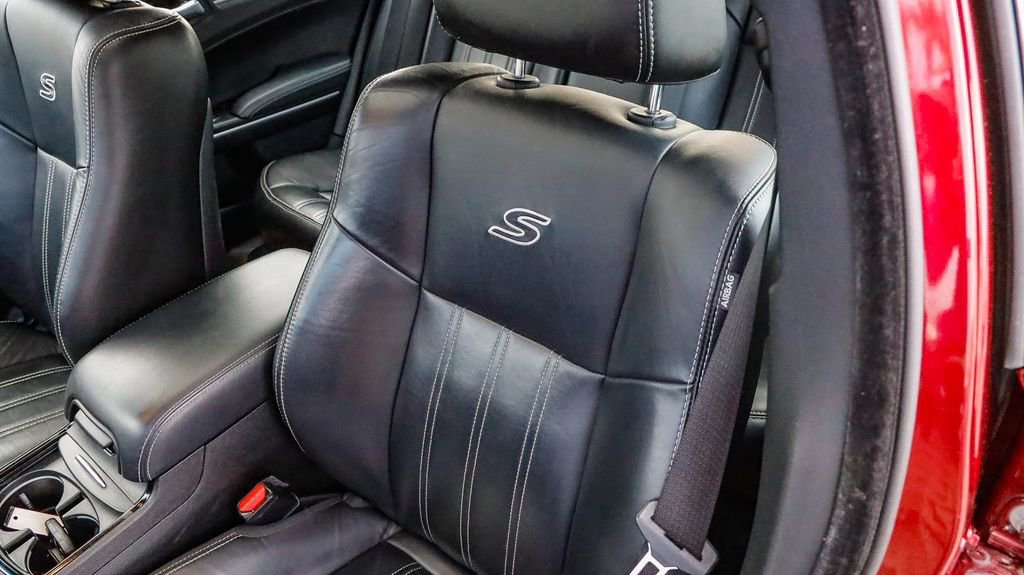 Used 2023 Chrysler 300 S image 26