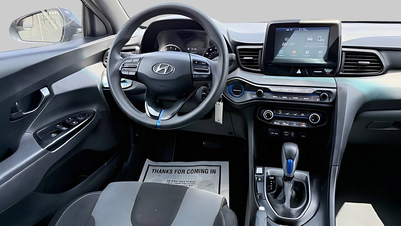 Used 2020 Hyundai Veloster 2.0 FWD image 9