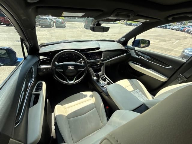 Certified 2024 Cadillac XT6 Sport w/ Technology Package AWD/4WD image 15